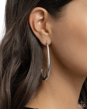 Load image into Gallery viewer, Paparazzi Exclusive Element - Silver Earrings
